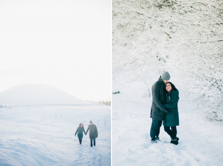 Parfotografering i Gamla Uppsala. Vinterljus, nysnö och solnedgång.