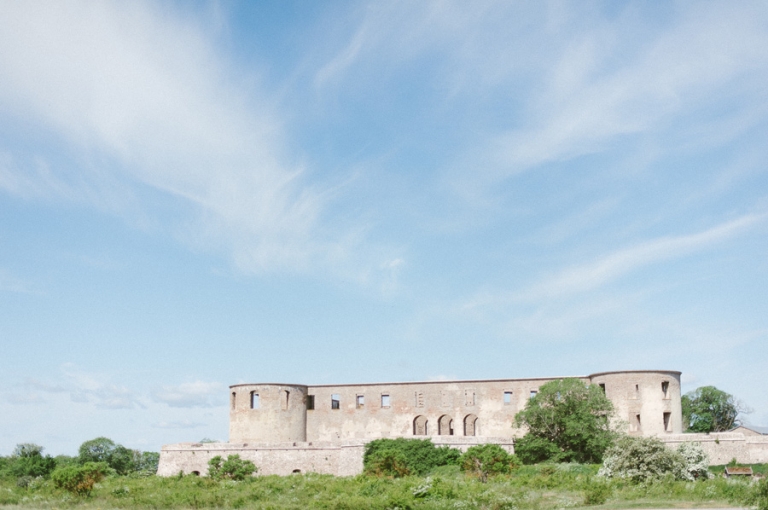 Bröllop Öland Borgholms Slottsruin av Bröllopsfotograf Sara Norrehed